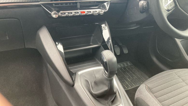 Peugeot 208 1.2 PureTech Active Premium 5dr Petrol Hatchback